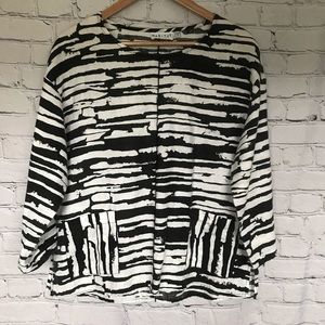 Habitat Black and White Print Top, Small (fits a medium)